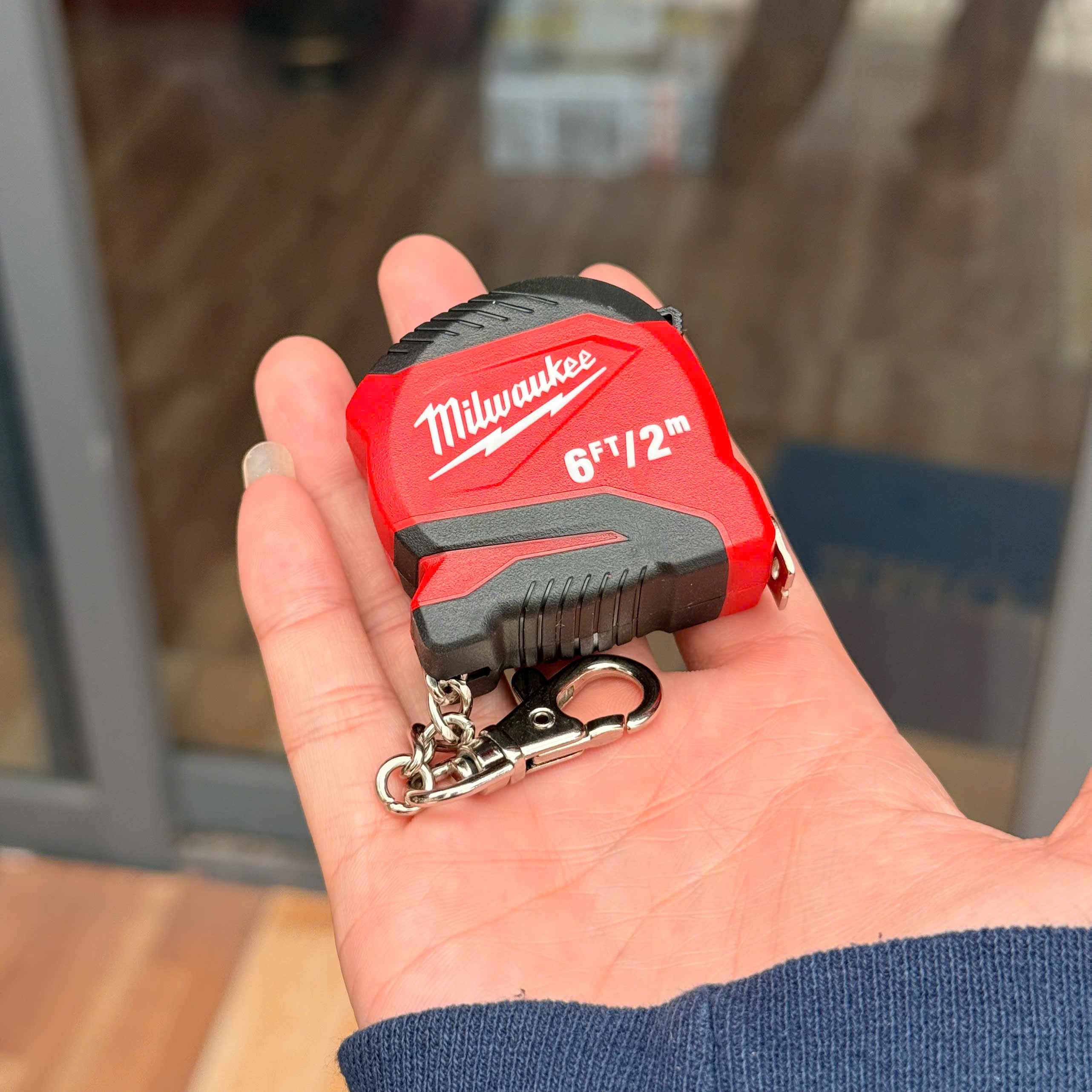 THƯỚC CUỘN 2M MILWAUKEE DẠNG MÓC KHÓA 48-22-1706