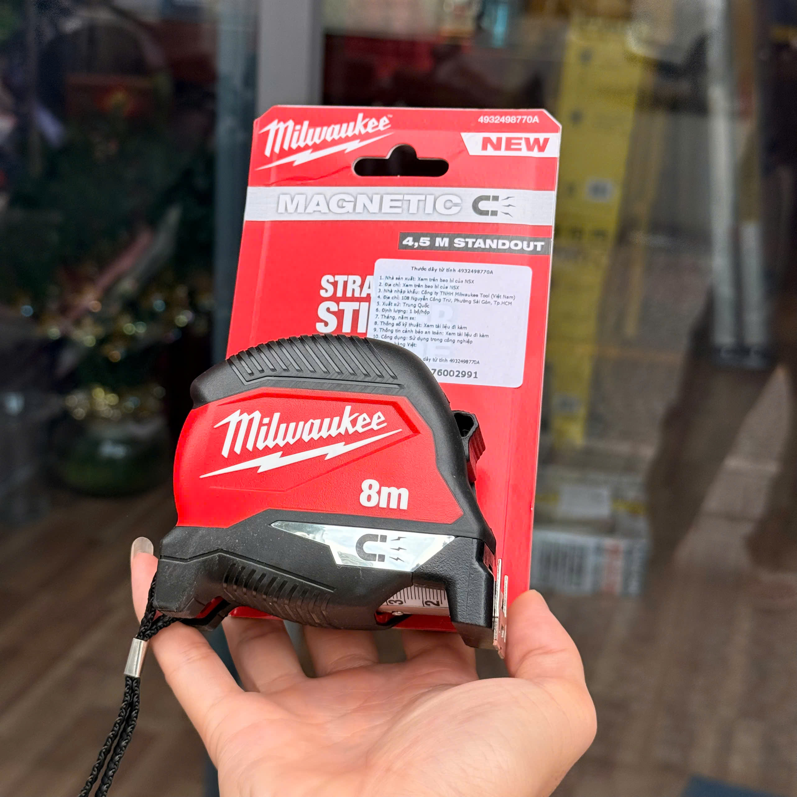 THƯỚC CUỘN 8M CÓ NAM CHÂM MILWAUKEE 4932498770A
