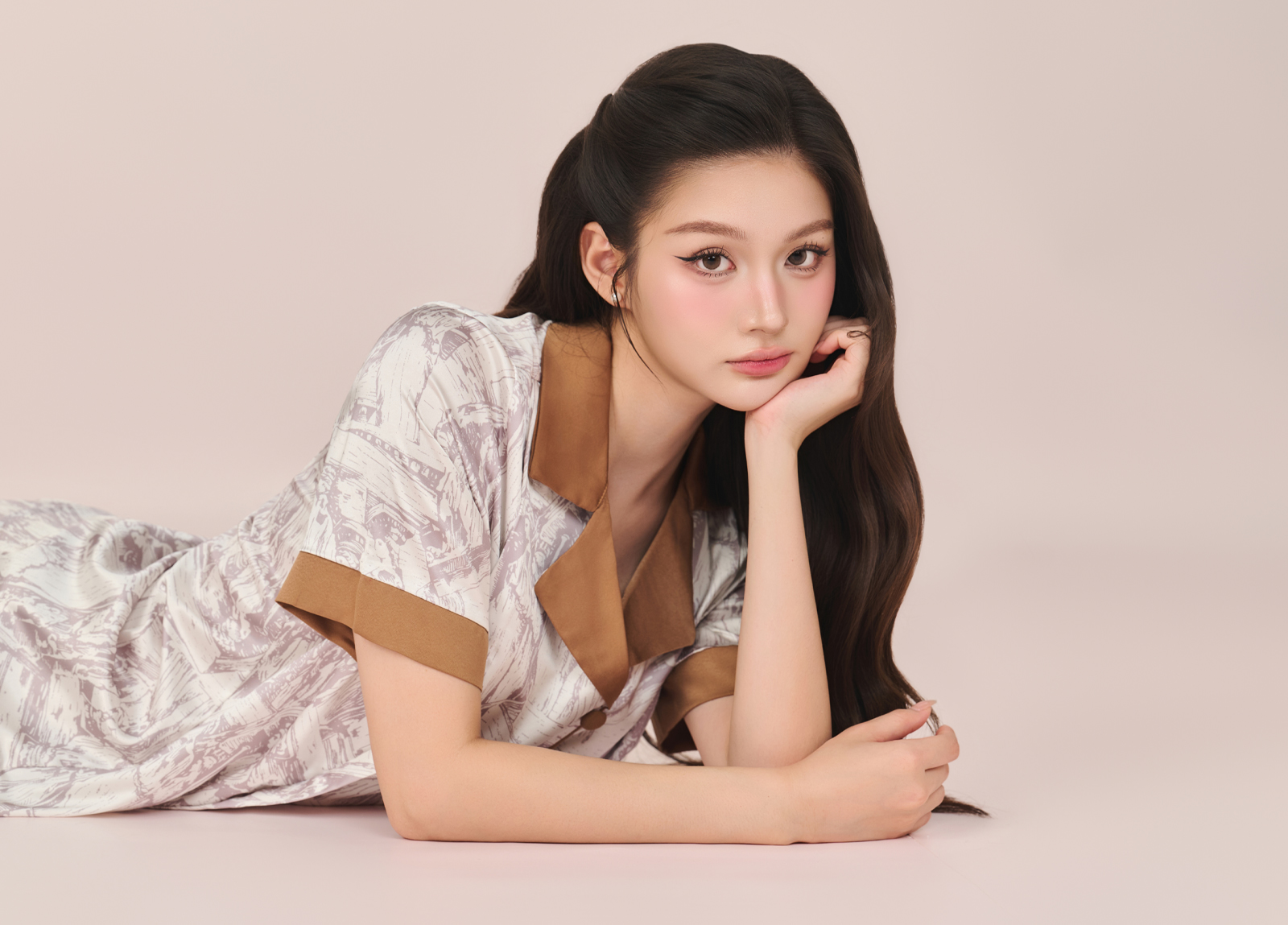 MEGAU-amp-Hanh-Trinh-Nang-Niu-Giac-Ngu-Me-Bau-Tu-Chat-Lieu-Lua-Ngoc-Trai_418.jpg