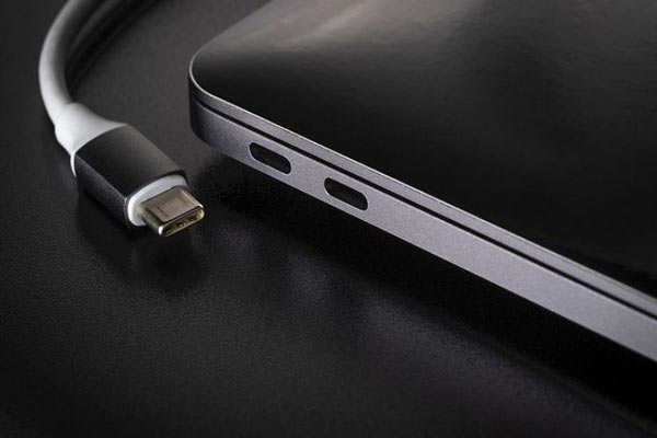 Dock USB-C laptop – Giải pháp mở rộng kết nối hoàn hảo cho người dùng hiện đại