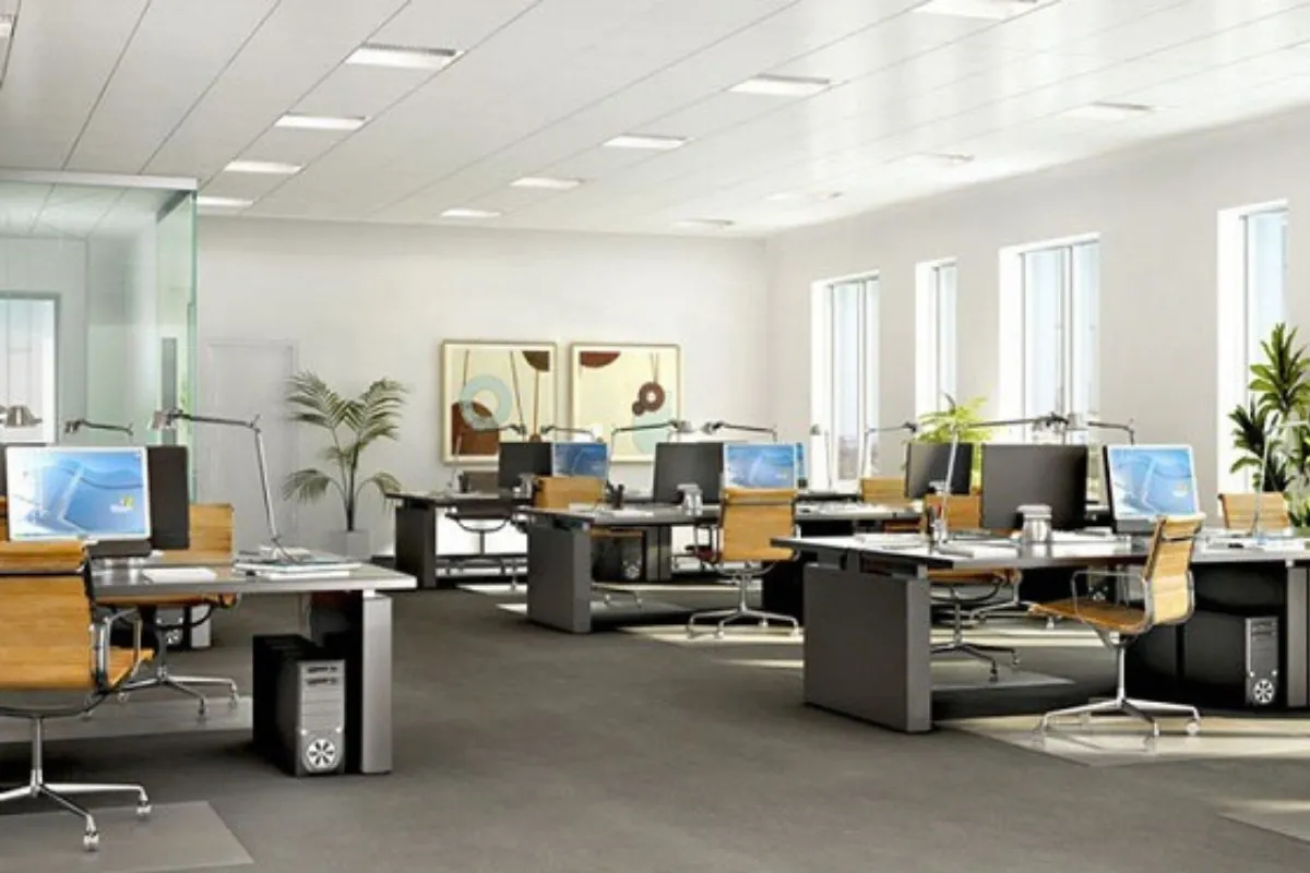 Mua máy tính cho nhân viên: nên mua máy trống hay máy có sẵn Windows và Office?
