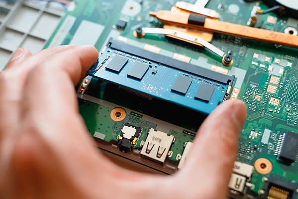 Khi nào nên ưu tiên nâng cấp RAM để cải thiện gaming?
