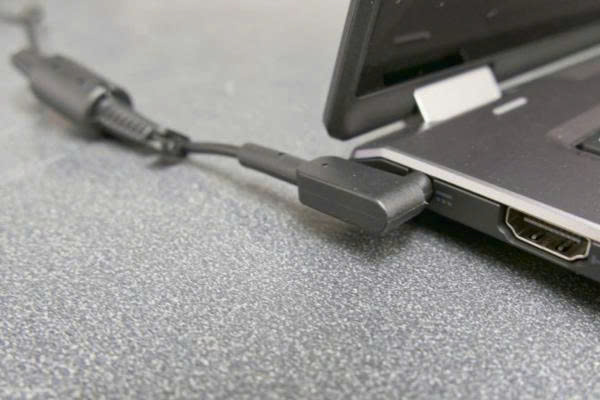 chu-ky-sac-pin-anh-huong-den-tuoi-tho-pin-laptop-nhu-the-nao-1.jpg