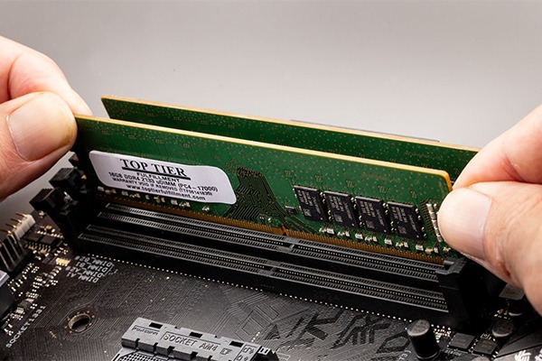 Lam-sao-de-biet-CPU-tuong-thich-mainboard-6.jpg