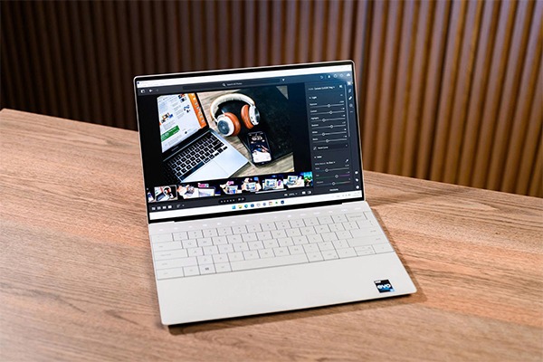 Laptop-Dell-XPS-13-amp-XPS-15-co-phu-hop-lam-do-hoa-5.jpg