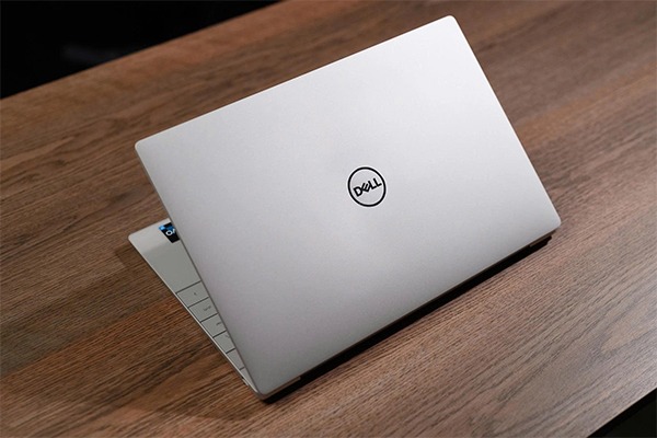 Laptop-Dell-XPS-13-amp-XPS-15-co-phu-hop-lam-do-hoa-8.jpg