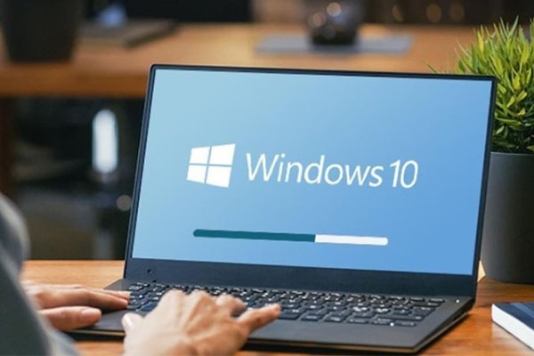 Laptop-bi-cham-sau-update-Windows-2.jpg
