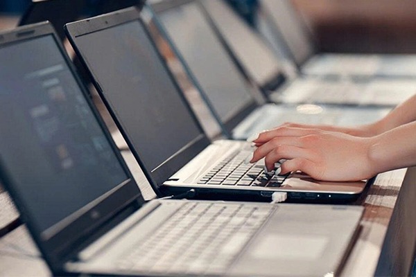 Meo-chon-laptop-cho-sinh-vien-tu-A-Z-nam-2025-9.jpg