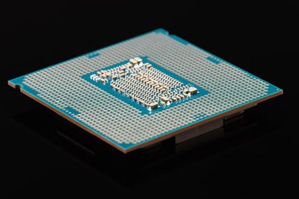 P-core-va-E-core-anh-huong-the-nao-toi-gaming-va-do-hoa-1.jpg