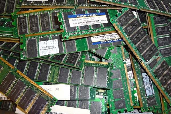 RAM-ECC-la-gi-3.jpg
