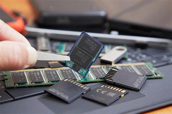 SSD-DRAM-cache-va-khong-DRAM-khac-gi-nhau-8.jpg