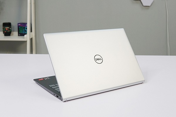 So-sanh-cac-dong-Laptop-Dell-1.jpg