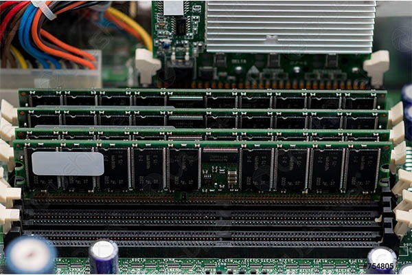 Top-5-mainboard-ho-tro-ECC-RAM-cho-do-hoa-chuyen-nghiep-3.jpg