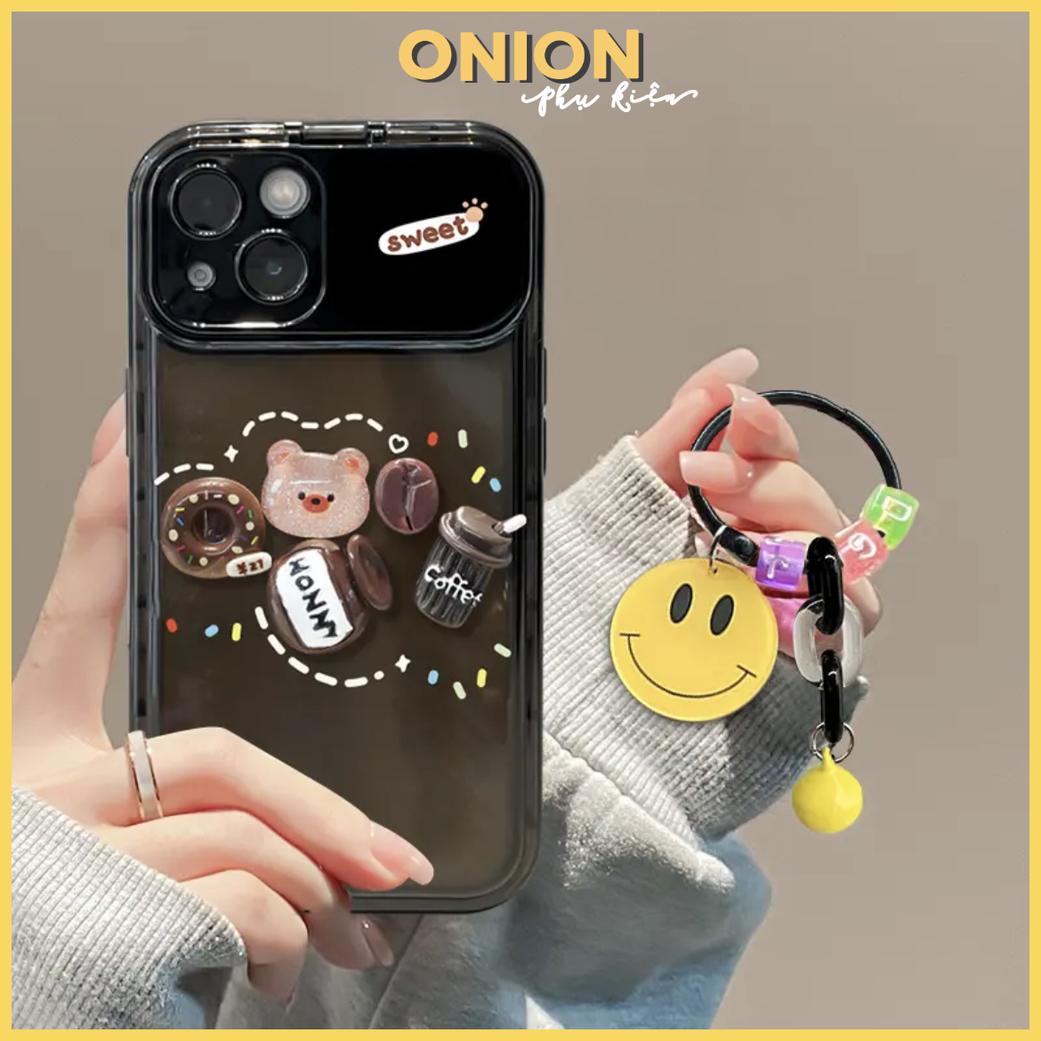 Ốp gấu sweet sticker nổi kèm gương và dây đeo