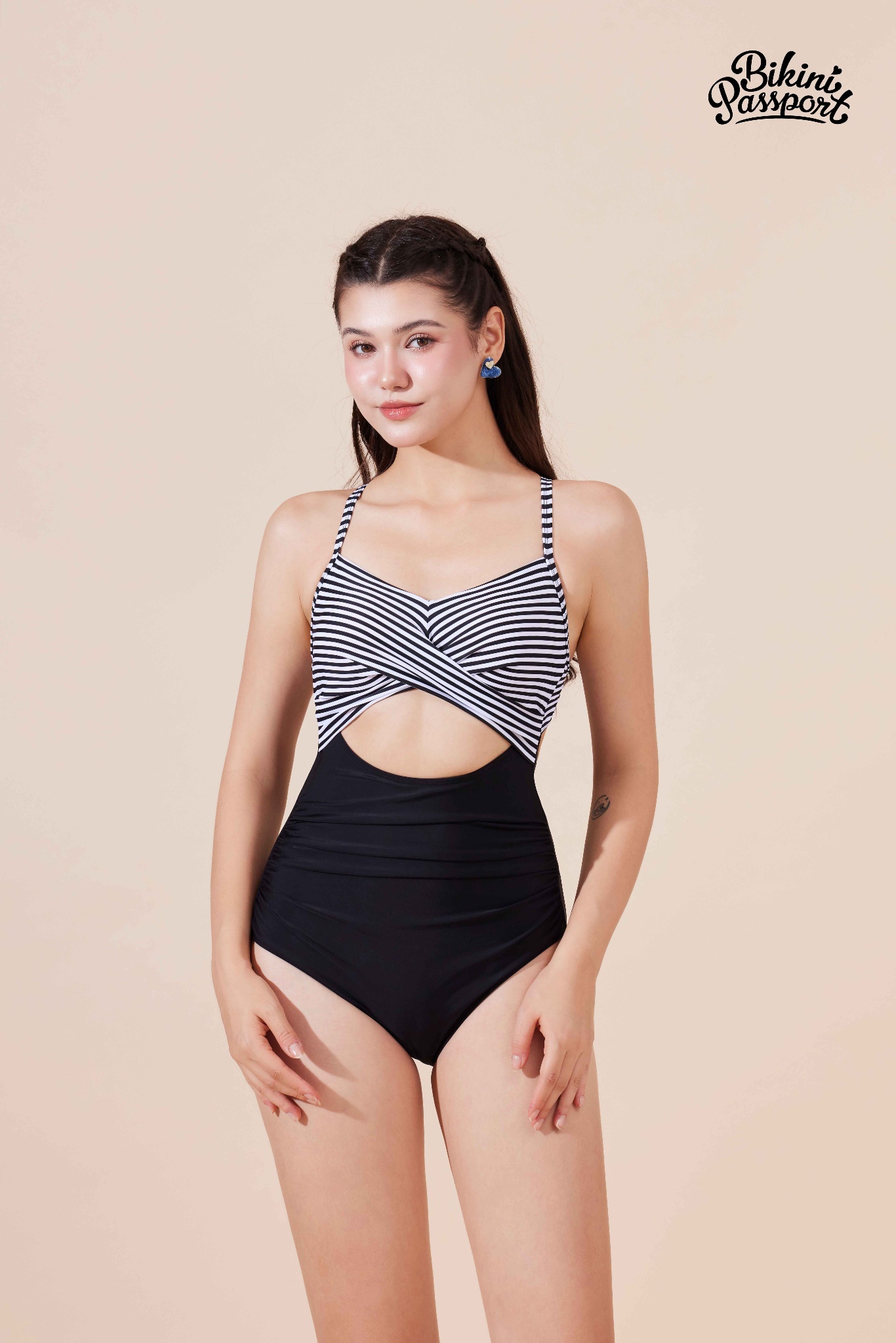 Đồ bơi BIKINI PASSPORT một mảnh áo chéo - Đen Sọc