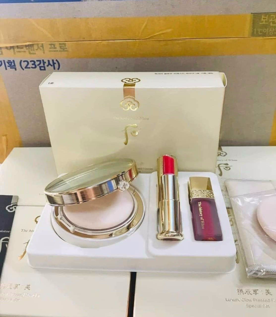 Set Phấn Phủ Whoo Gongjinhyang Mi Luxury Glow Pressed Powder Special Set Tone 1