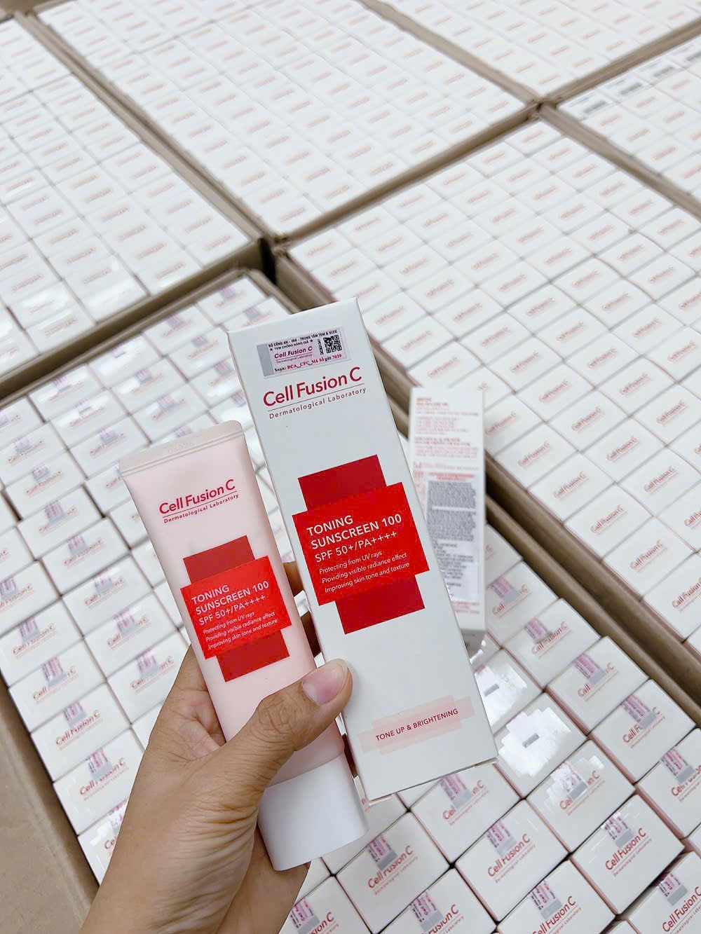 Chống nắng Toning Cell Fusion C 50ml [ hồng]