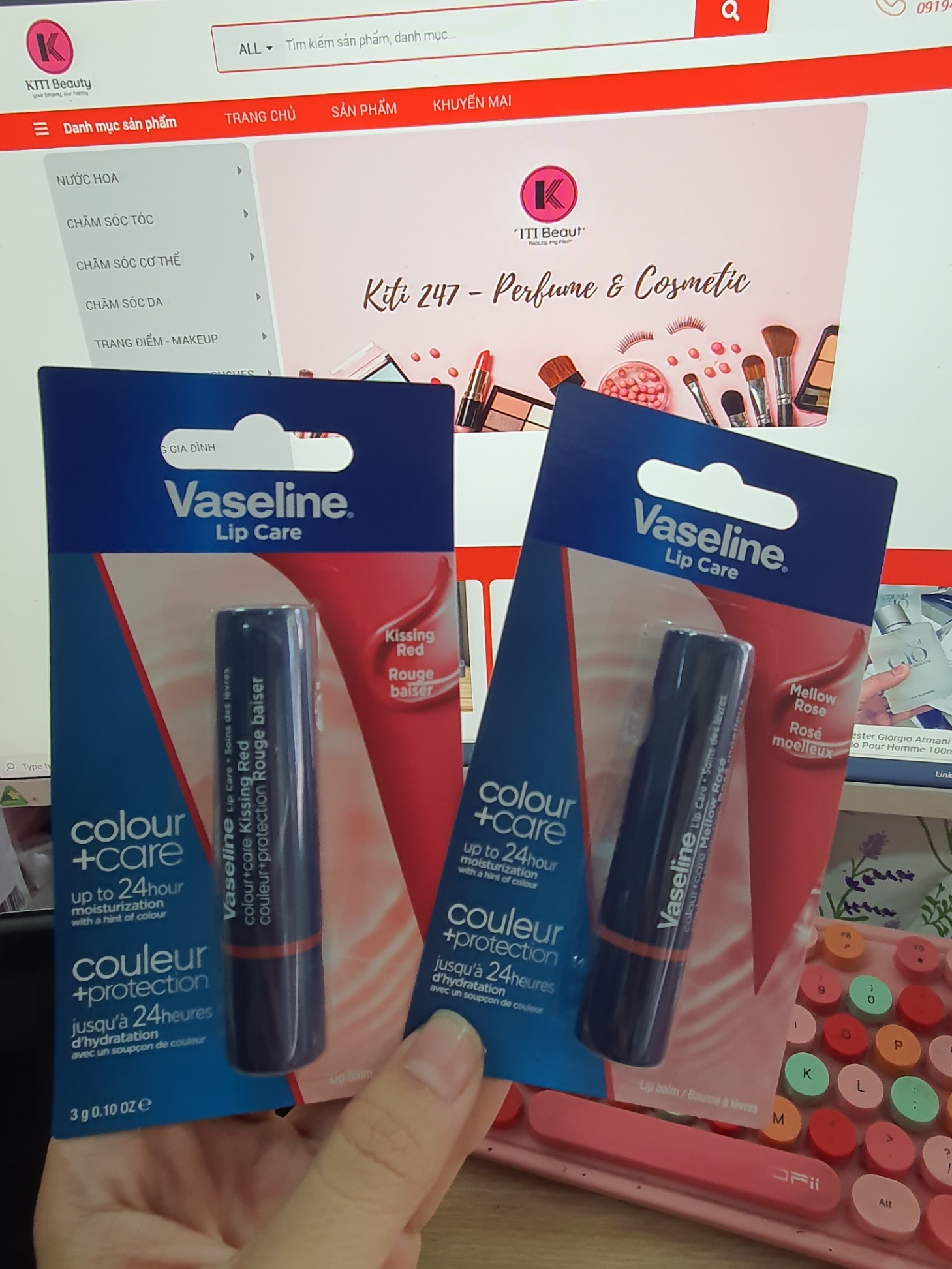 Son Dưỡng Môi Có Màu Vaseline Lip Care 3g