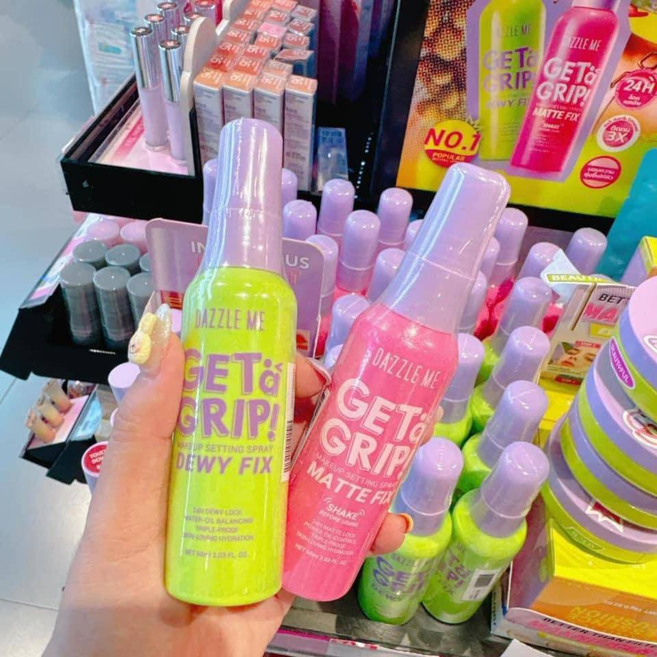 DAZZLE ME xịt khóa nền make up 60ml