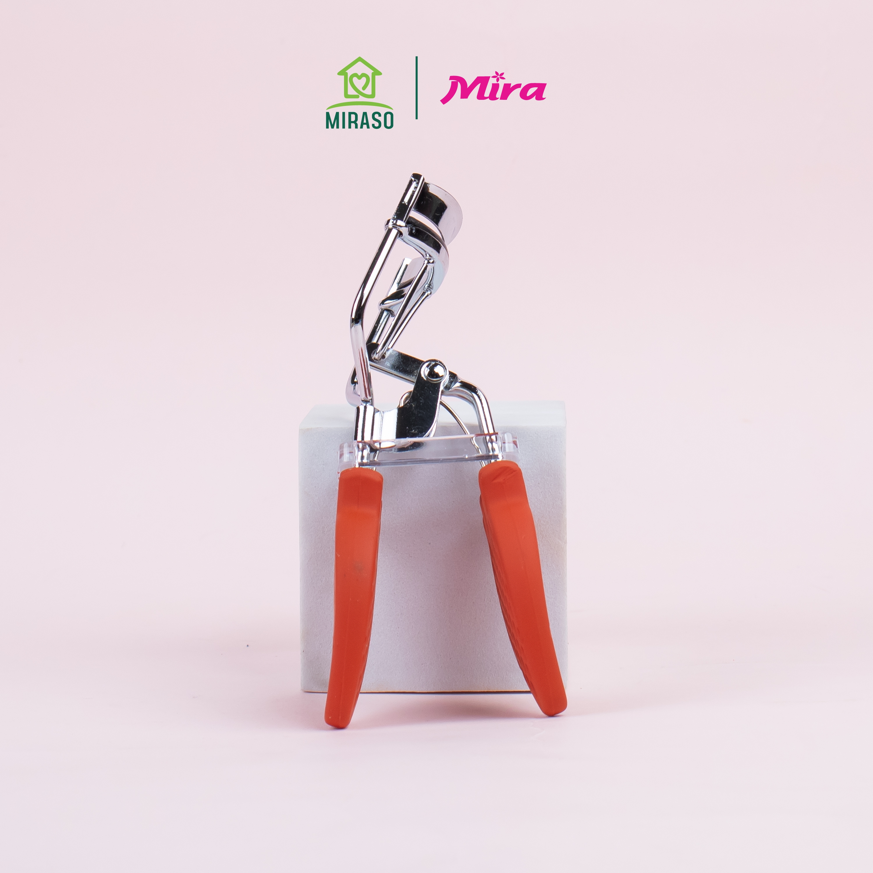 Bấm Mi Cong Cực Nhanh Suri Trái dâu E500