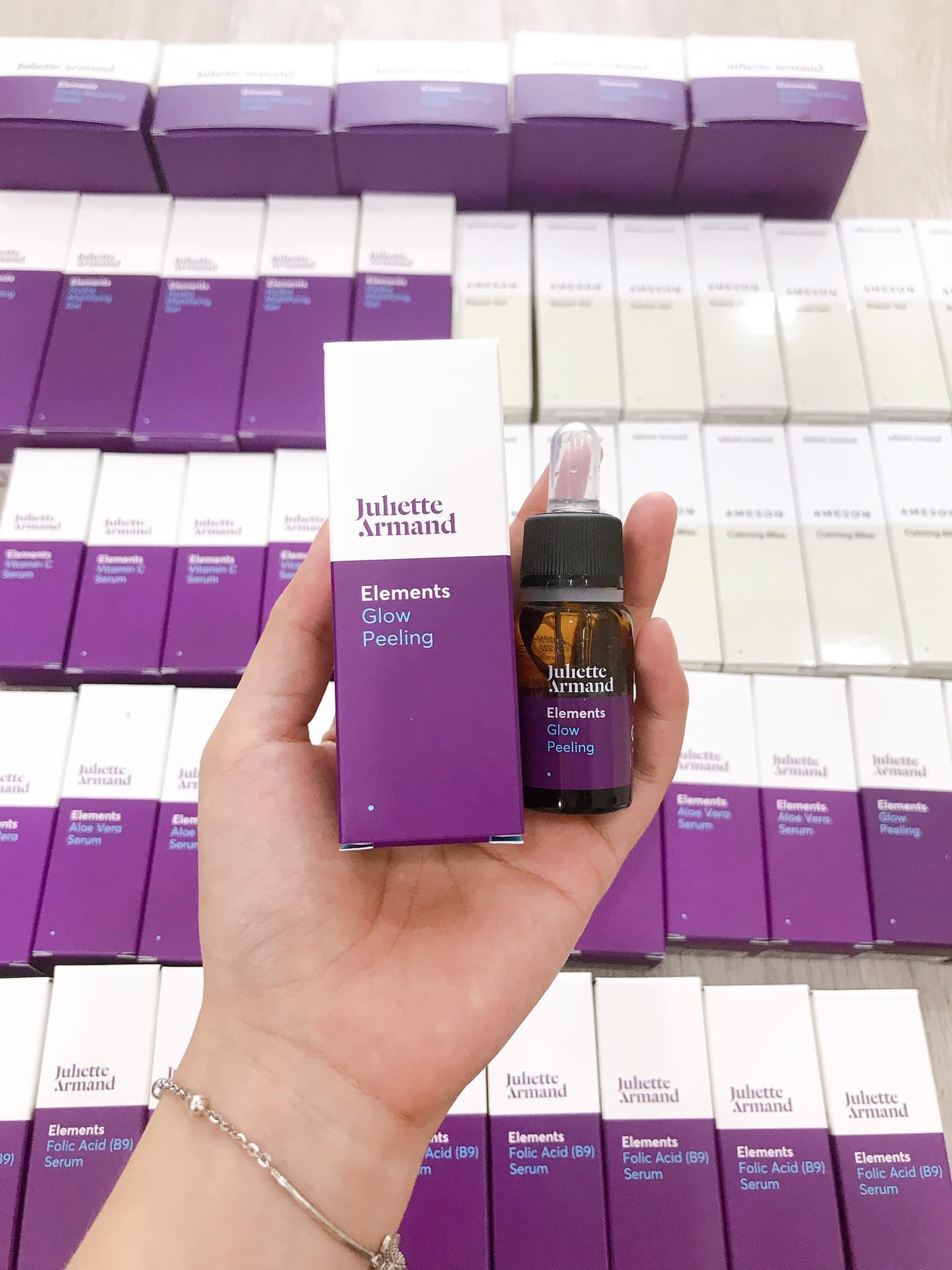 Gel lột tẩy hóa học ứng dụng trong phác đồ diều chỉnh sắc tố Juliette Armand Glow Peeling 10ml (R) (HSD: 4/29)