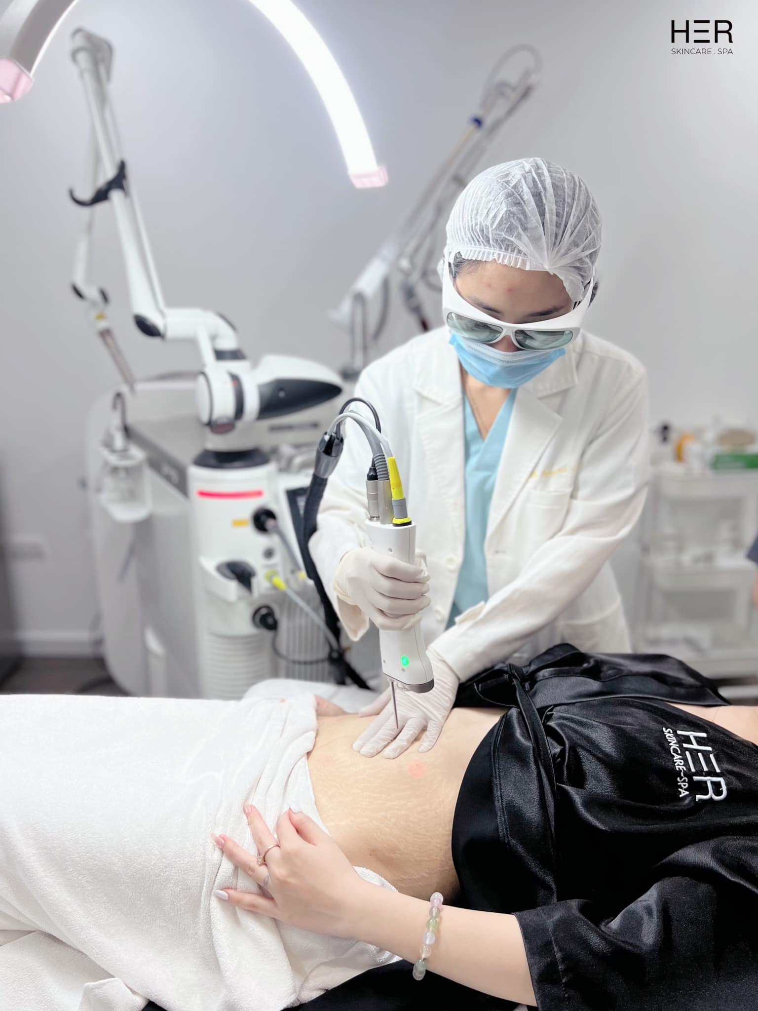 Laser trị rạn By Fotona SP Dynamis