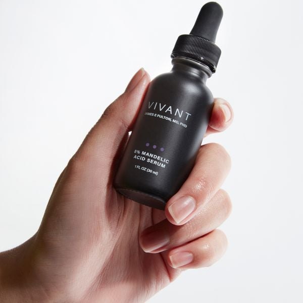 Serum điều trị mụn, lão hóa, sắc tố không đều Vivant Skincare 8% Mandelic Acid 3-In-1 Serum 30ml (R) (HSD: 1/28)