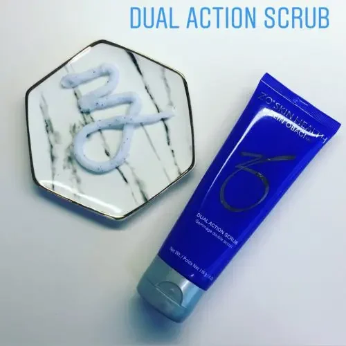 Kem tẩy da chết DUAL ACTION SCRUB
