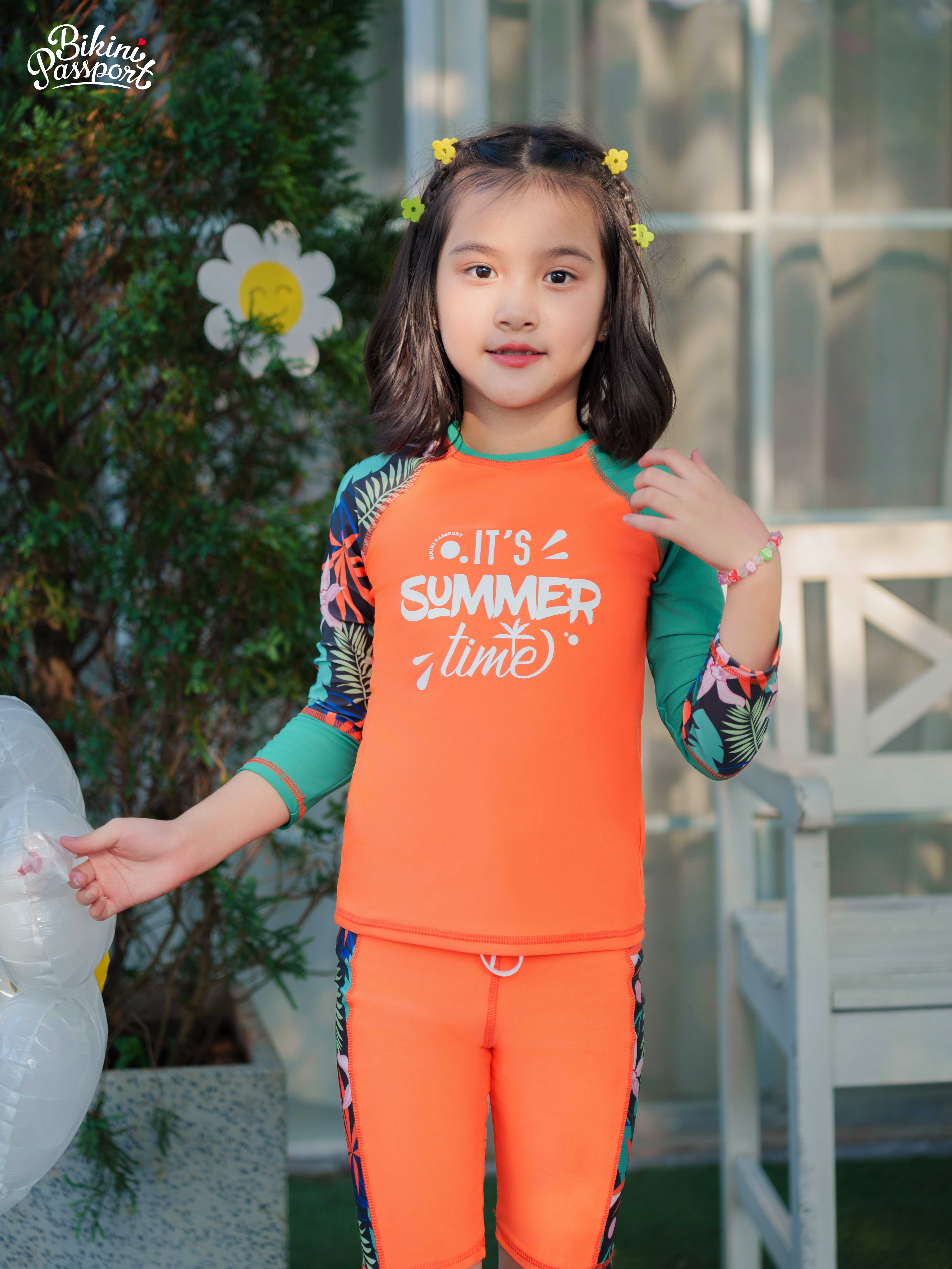 Đồ bơi Unisex cho bé dạng quần lửng, áo có tay - Đen