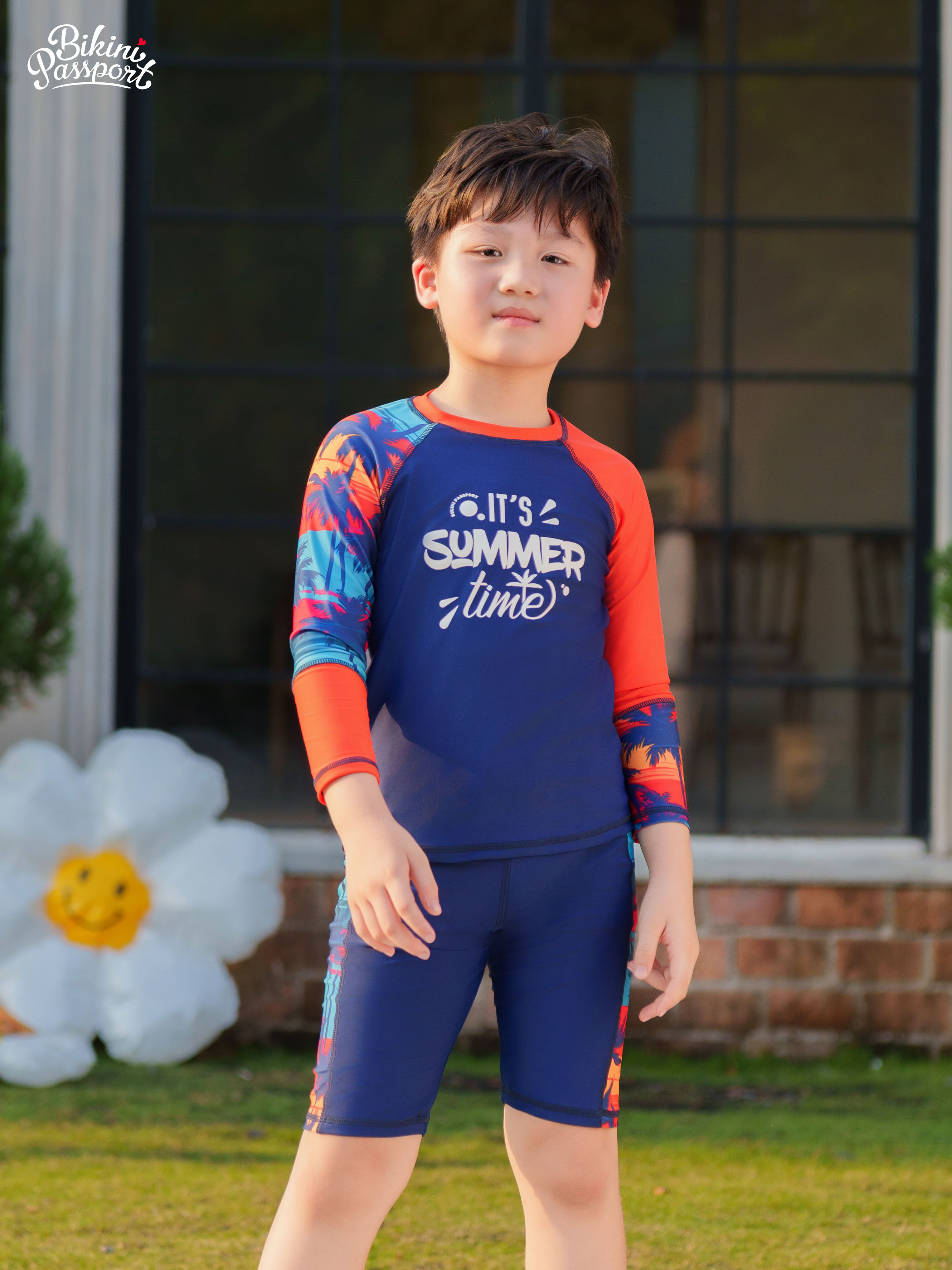 Đồ bơi Unisex cho bé dạng quần lửng, áo có tay - Khác