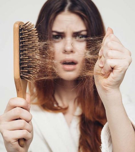 Gội Đầu Thế Nào Để Giảm Rụng Tóc?