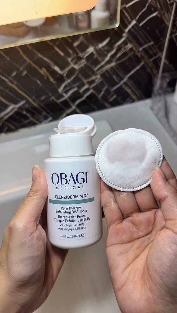 Dung dịch tẩy da chết, ngừa mụn BHA Obagi Clenziderm MD Pore Therapy 148ml