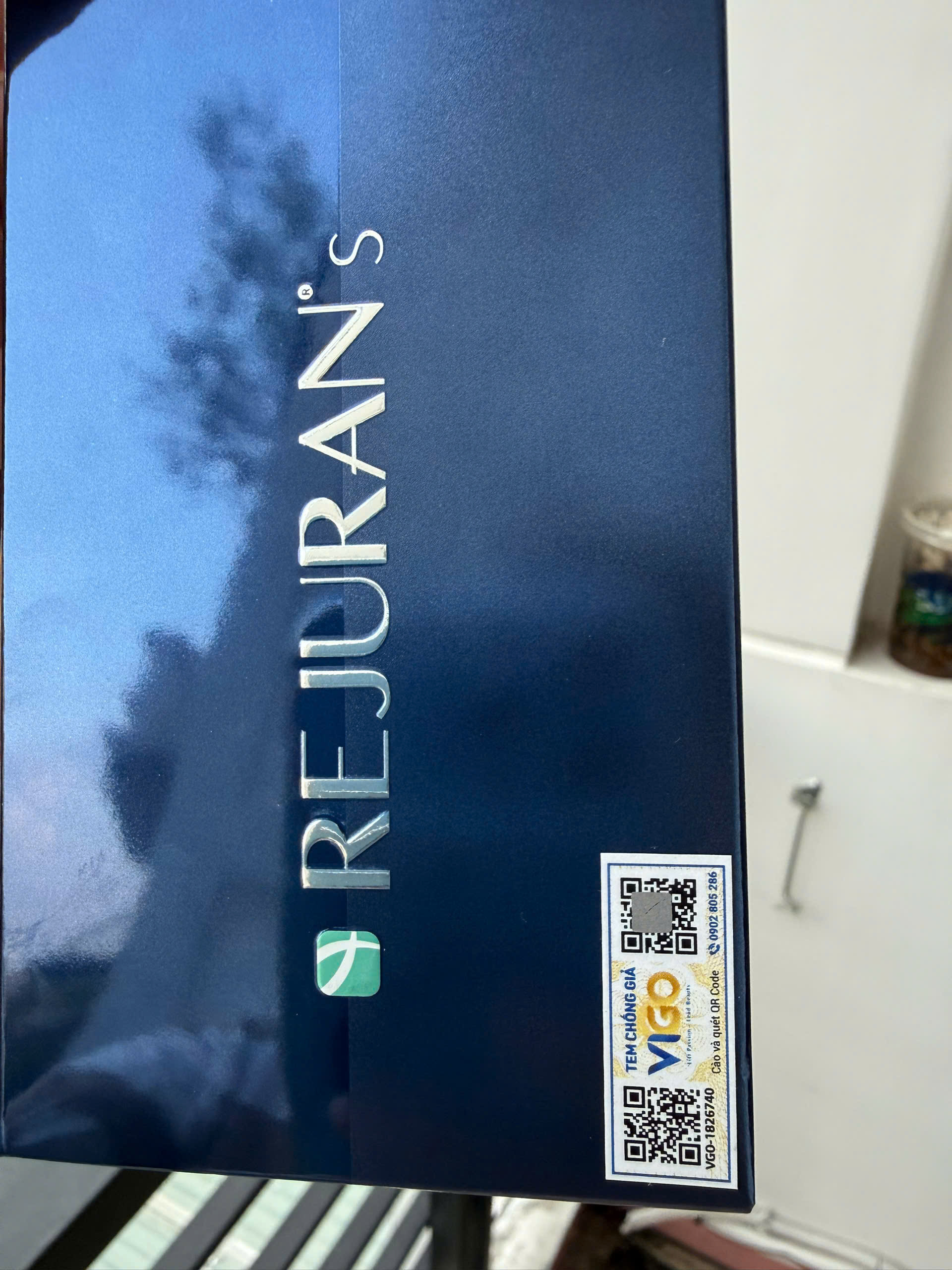 REJURAN S- Điều trị sẹo