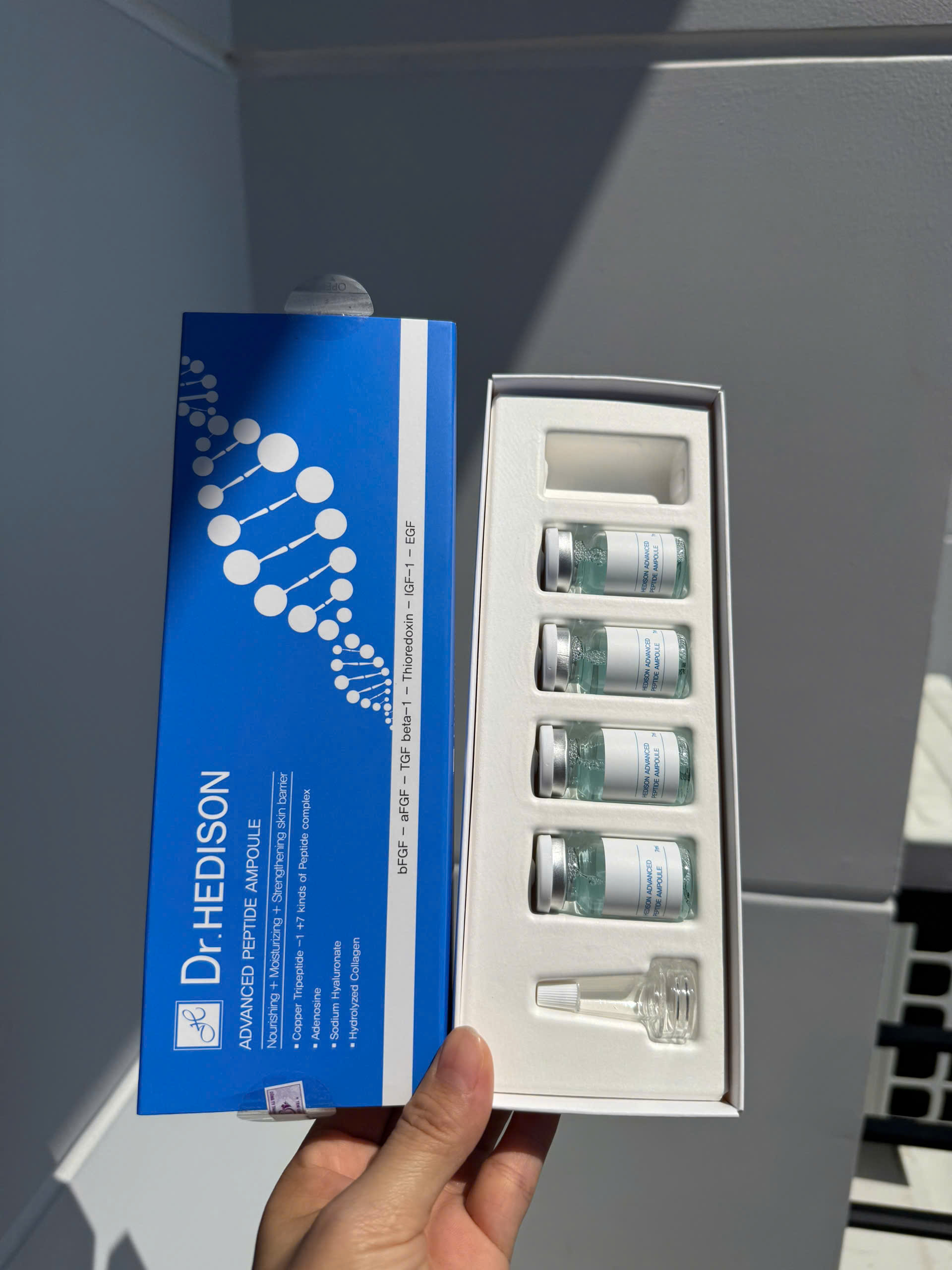 Tinh chất Peptide trẻ hóa da Advanced Meso Peptide Ampoule Dr.hedison 7ml 1 lọ