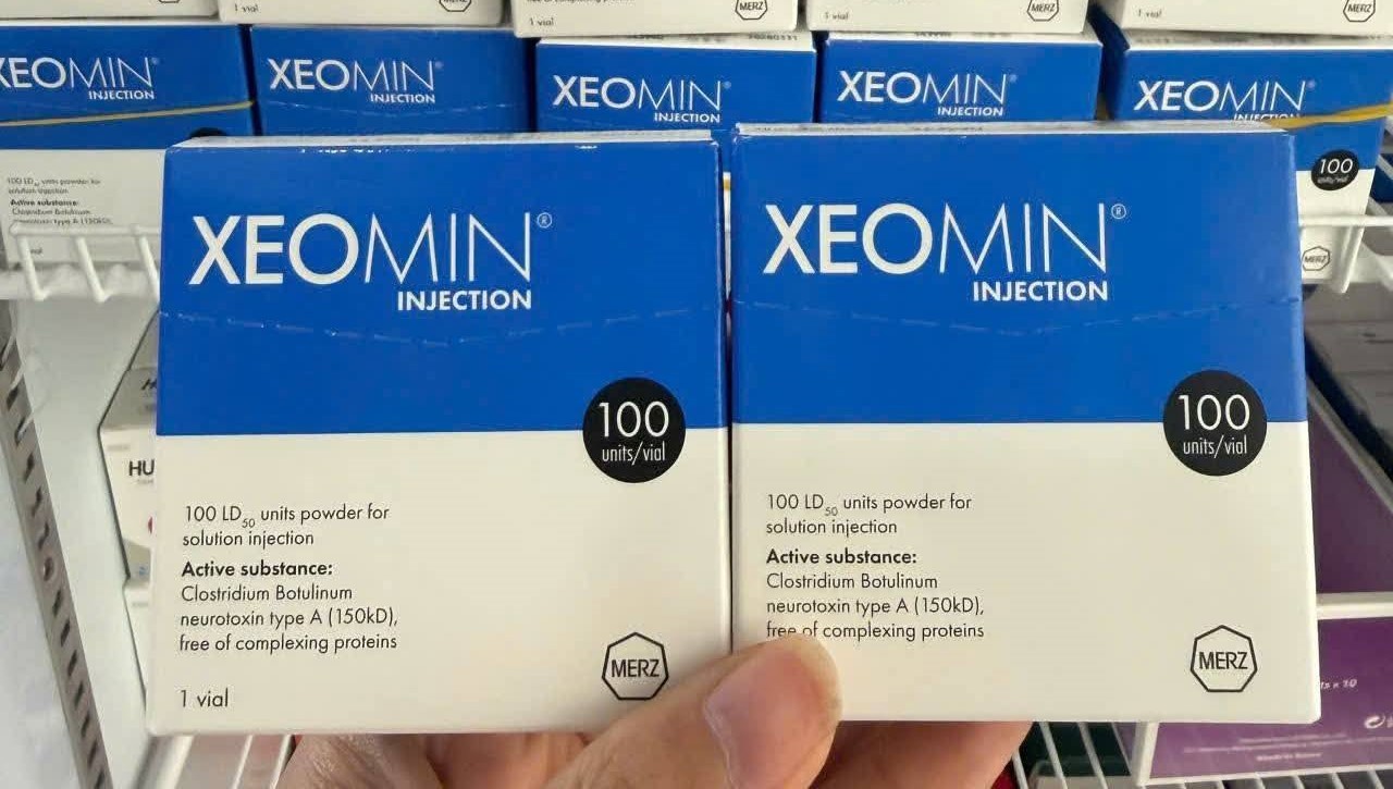 Botox-giam-nep-nhan-nang-co-mat-HEJEUBO-BOTULINUM-TOXIN-1.jpg?v=1775101334