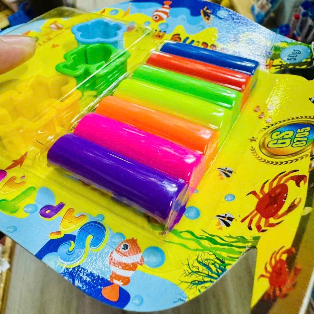 Đất sét 7 màu kèm khuôn Gstar