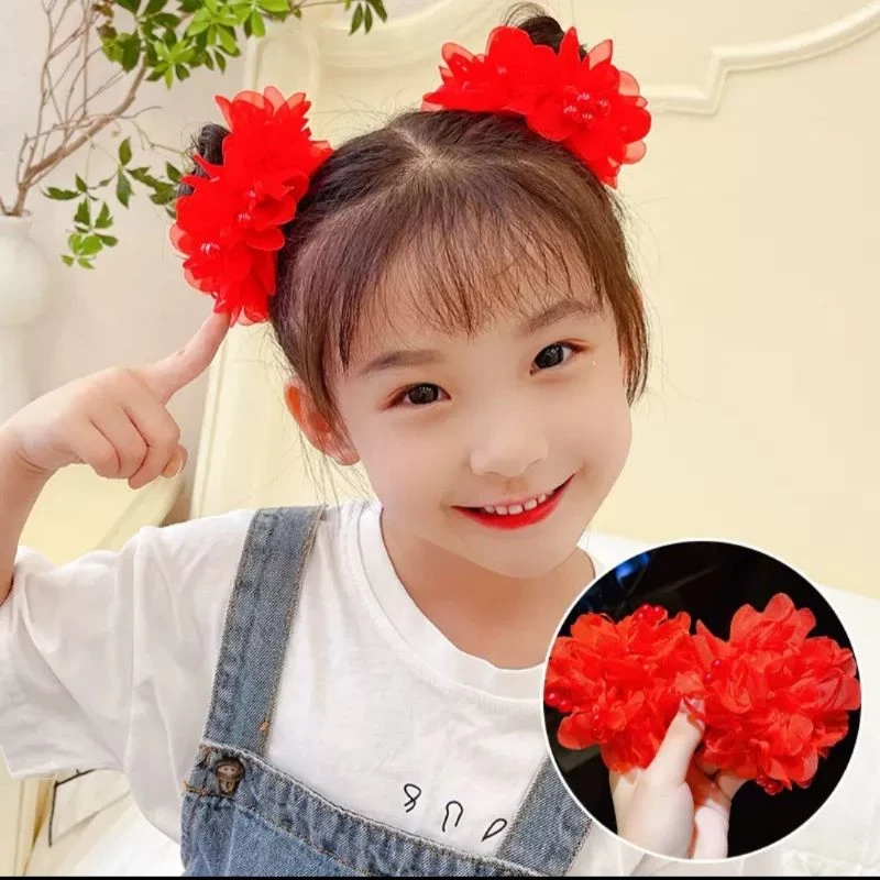 cột tóc chùm cho bé