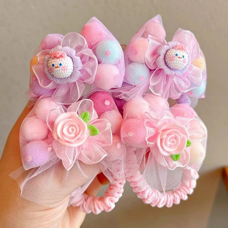 cột tóc hoa rơi cho bé