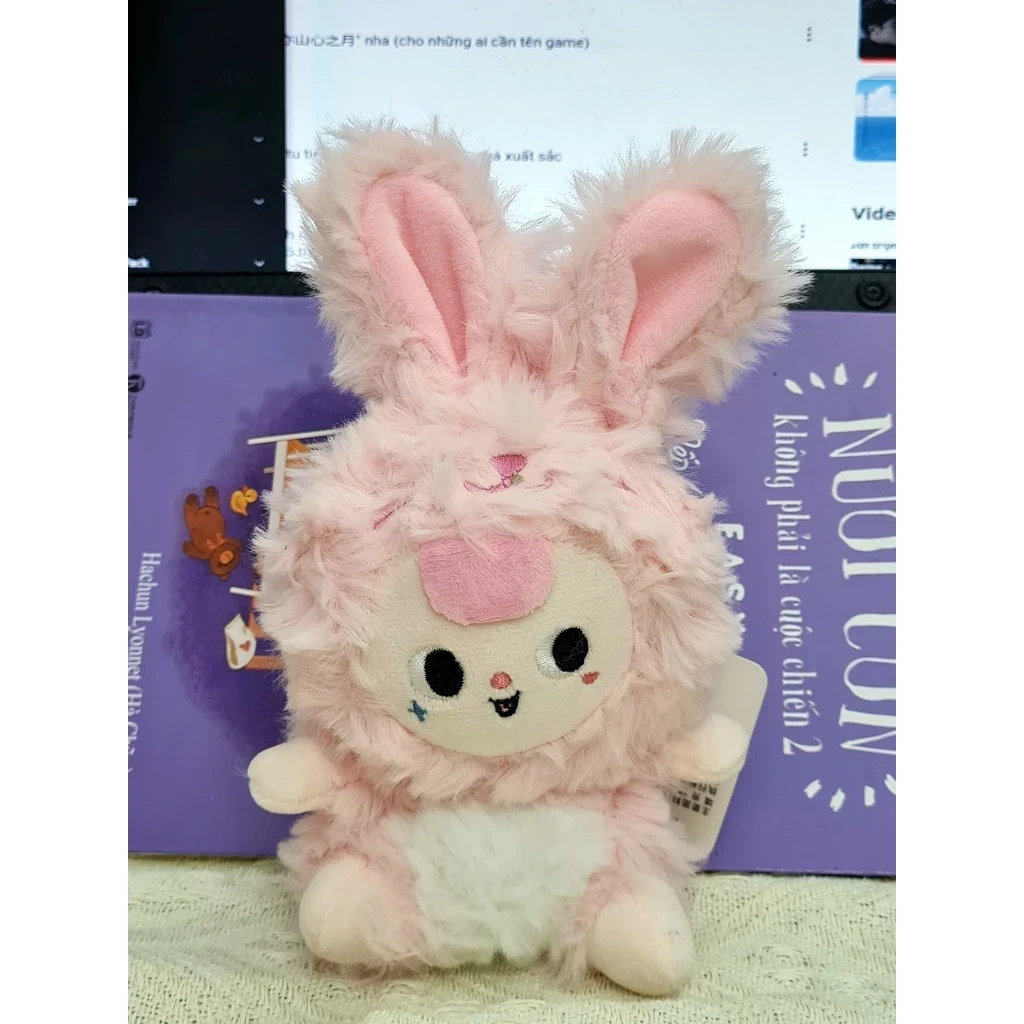 Móc khóa thỏ thị trấn