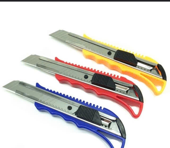 dao rọc giấy lớn Gstar GS-223