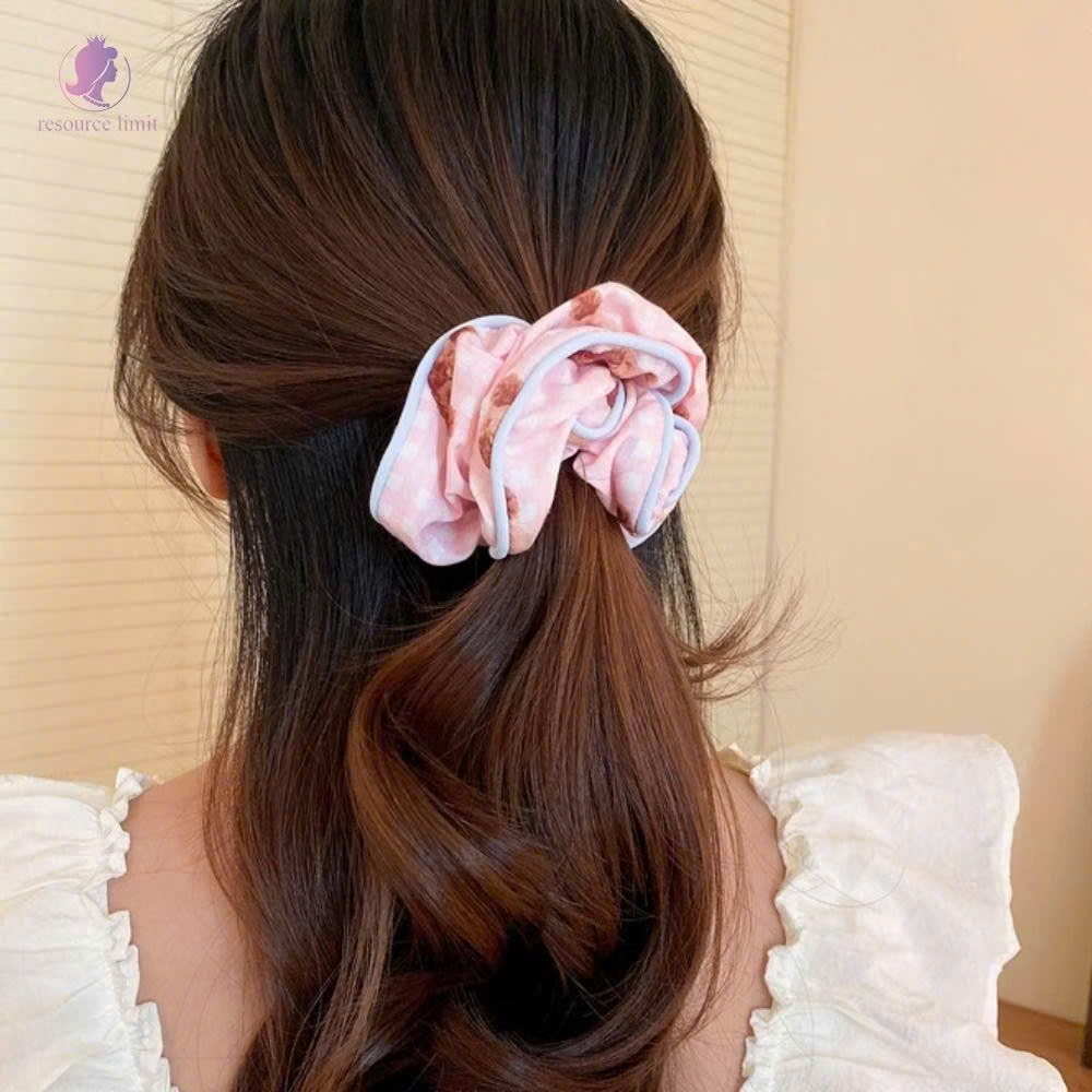 scrunchies họa tiết gấu viền pastel