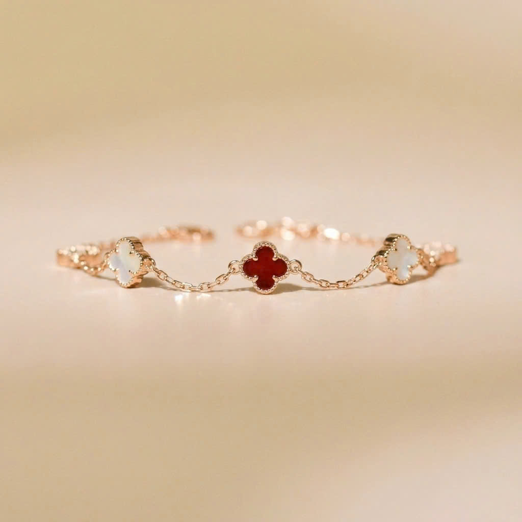 Lắc tay bạc nữ mạ vàng hồng 18K và mạ bạch kim LAVESTA LAV126 Yuri thiết kế cỏ 4 lá thời thượng, quyến rũ