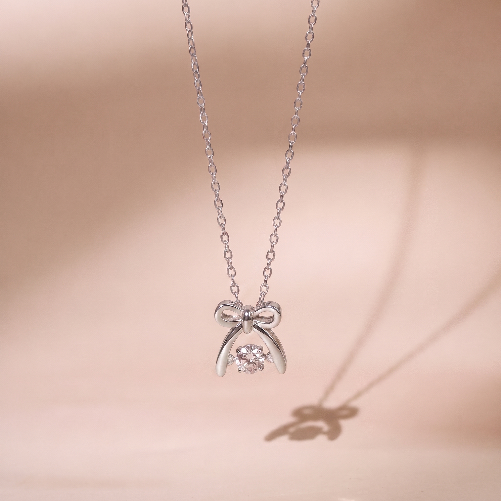 Dây chuyền bạc nữ mạ vàng hồng 18K và bạch kim cao cấp LAVESTA LAV237 Mirin thiết kế nơ mang vẻ đẹp nữ tính và dịu dàng