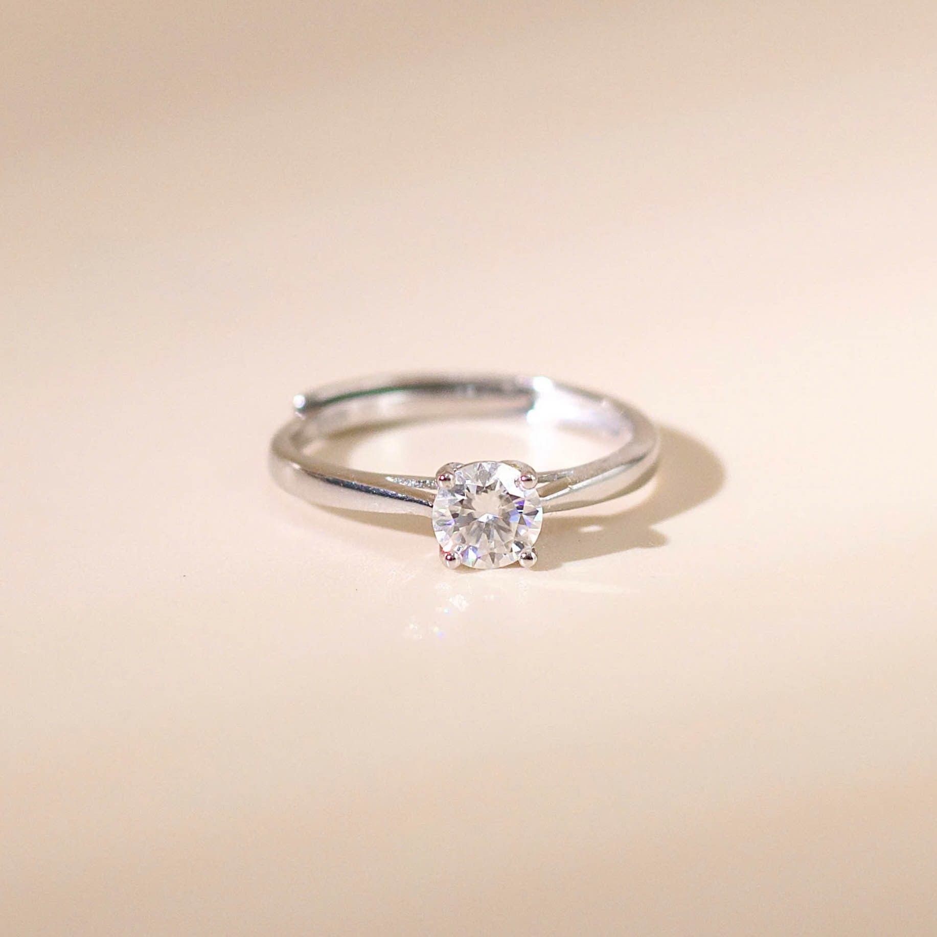 Nhẫn nữ bạc xi bạch kim đính đá Moissanite bạc xi bạch kim 5 ly kiểm định GRA LAVESTA KC125 tối giản, sang trọng -fs