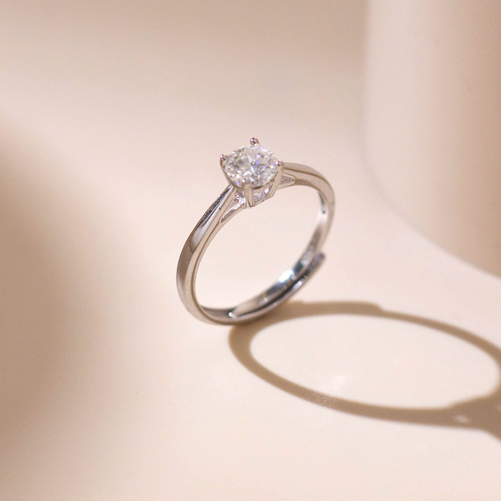Nhẫn nữ bạc xi bạch kim đính đá Moissanite bạc xi bạch kim 5 ly kiểm định GRA LAVESTA KC125 tối giản, sang trọng -fs