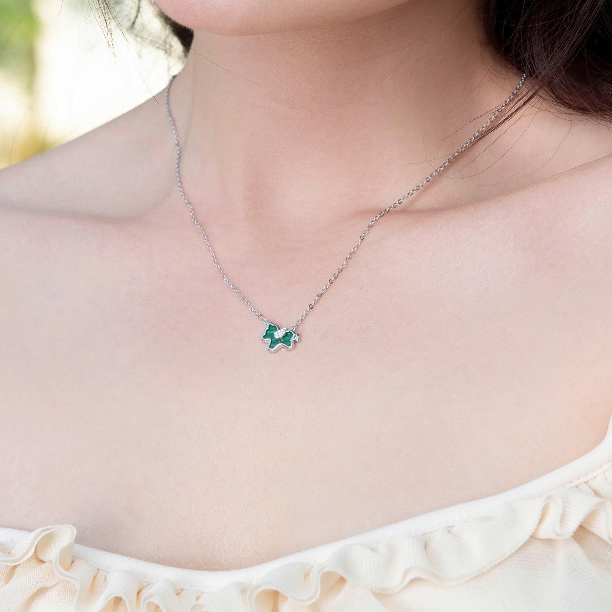 Dây chuyền bạc nữ mạ vàng hồng 18K và mạ bạch kim LAVESTA LAV122 Unicorn mang vẻ đẹp của sự mạnh mẽ, may mắn và tốt lành