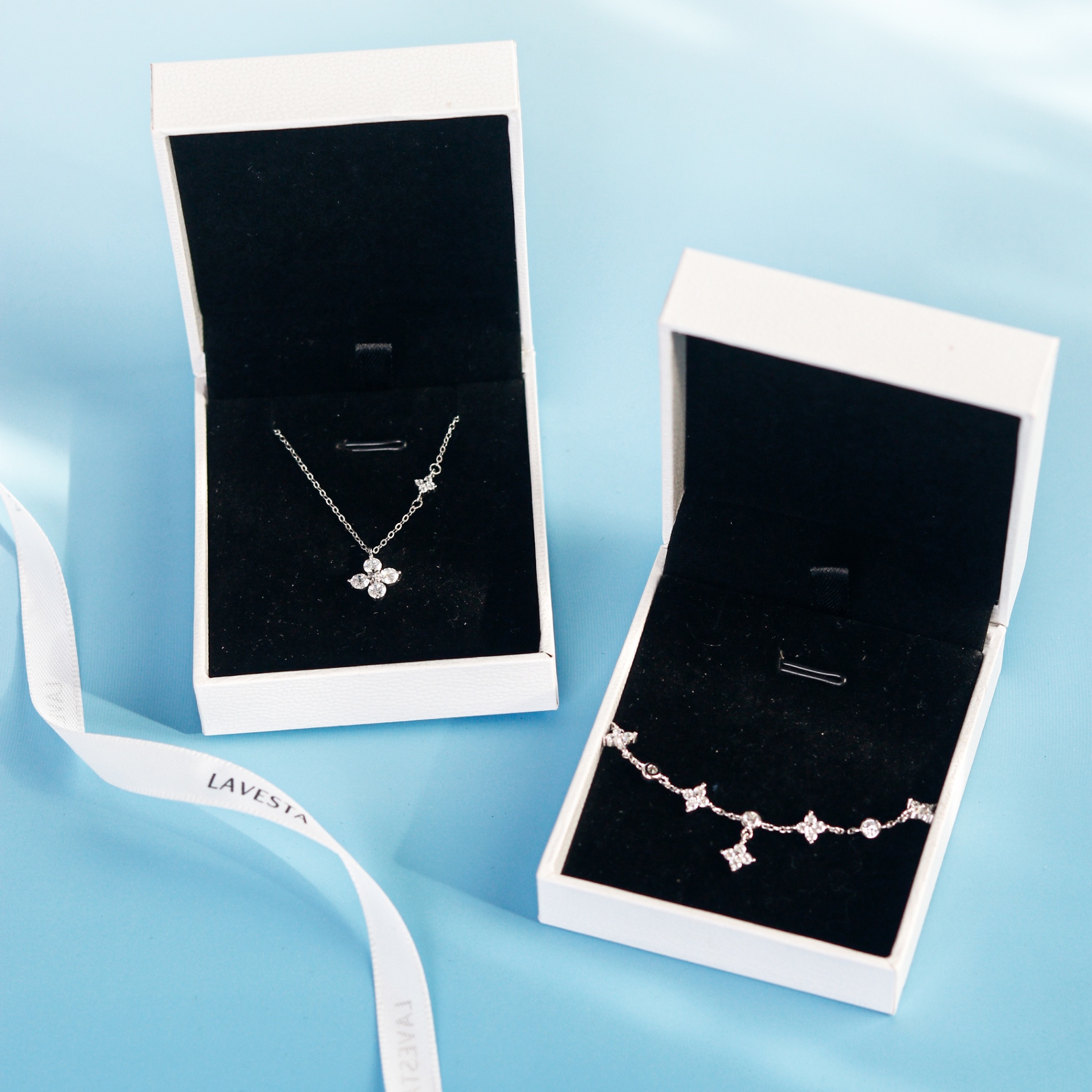 Set quà tặng trang sức dây chuyền và lắc tay bạc xi bạch kim cao cấp LAVESTA LAV164 Lani