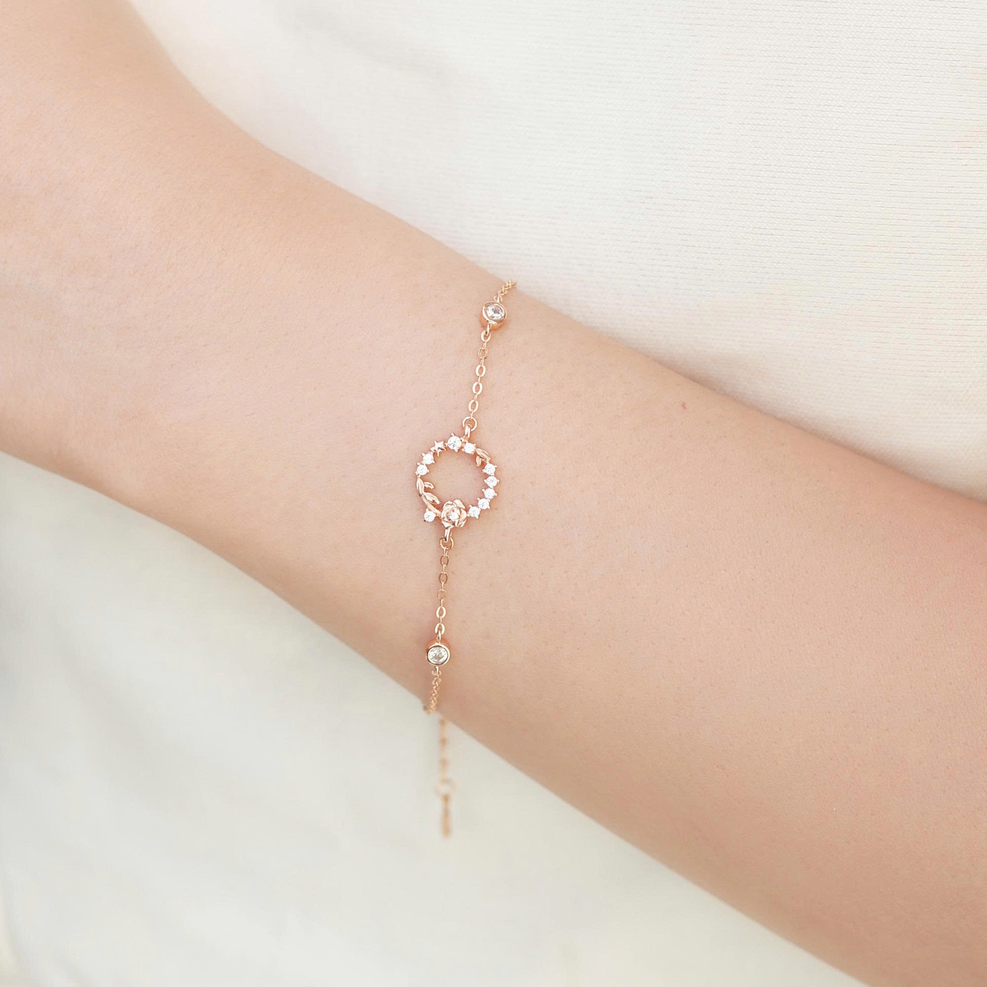 Lắc tay bạc nữ mạ vàng hồng 18K cao cấp LAVESTA LAV171 Rose thiết kế mặt hoa hồng mang vẻ đẹp kiêu sa, vĩnh cửu