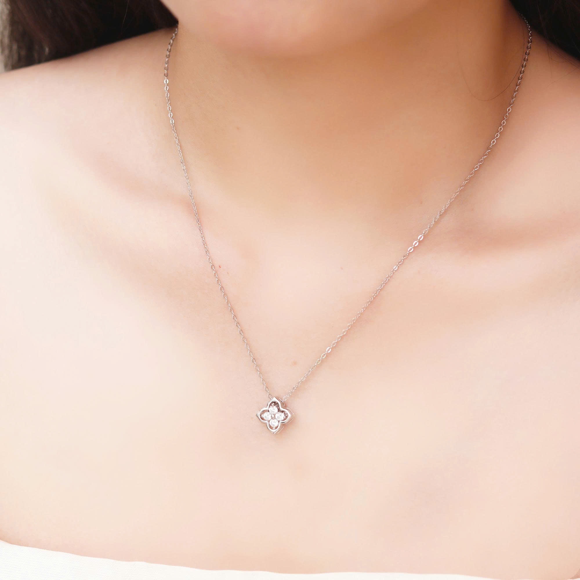 Dây chuyền bạc nữ mạ vàng 14K và mạ bạch kim cao cấp LAVESTA LAV182 Reina thiết kế mặt cỏ 4 lá ngàn điều an lành