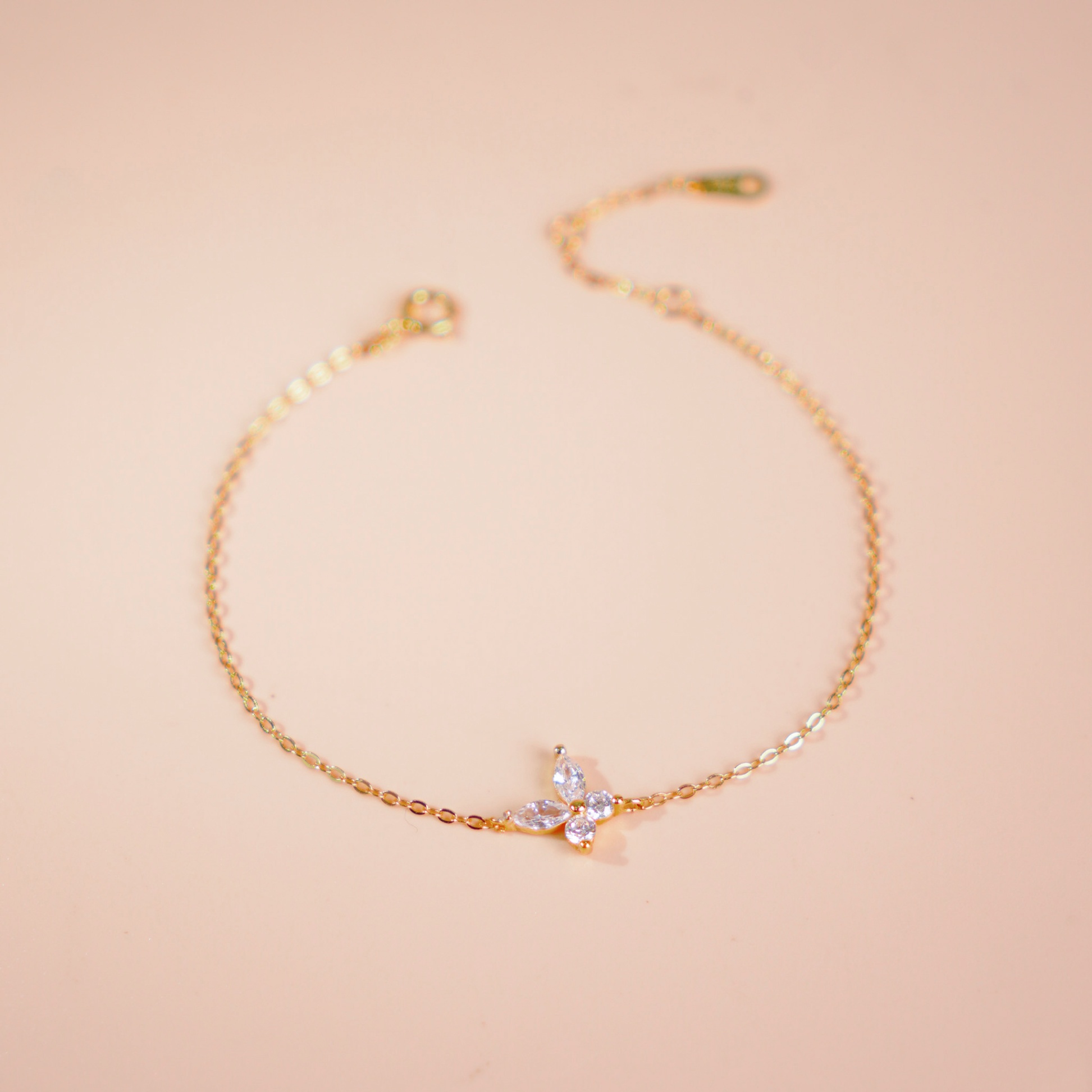 Lắc tay bạc nữ mạ vàng 14K cao cấp LAVESTA LAV213 Vanessa thiết kế cánh bướm thanh thoát, biểu tượng vẻ đẹp và sự tự do